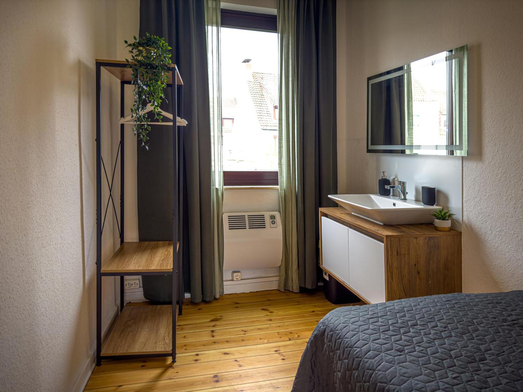 Immostay #8 - Haus Fuer 13 Personen Mit 7 Zimmer - Grosser Garten & Grill, Free Parking, Wlan Bremen Exterior foto