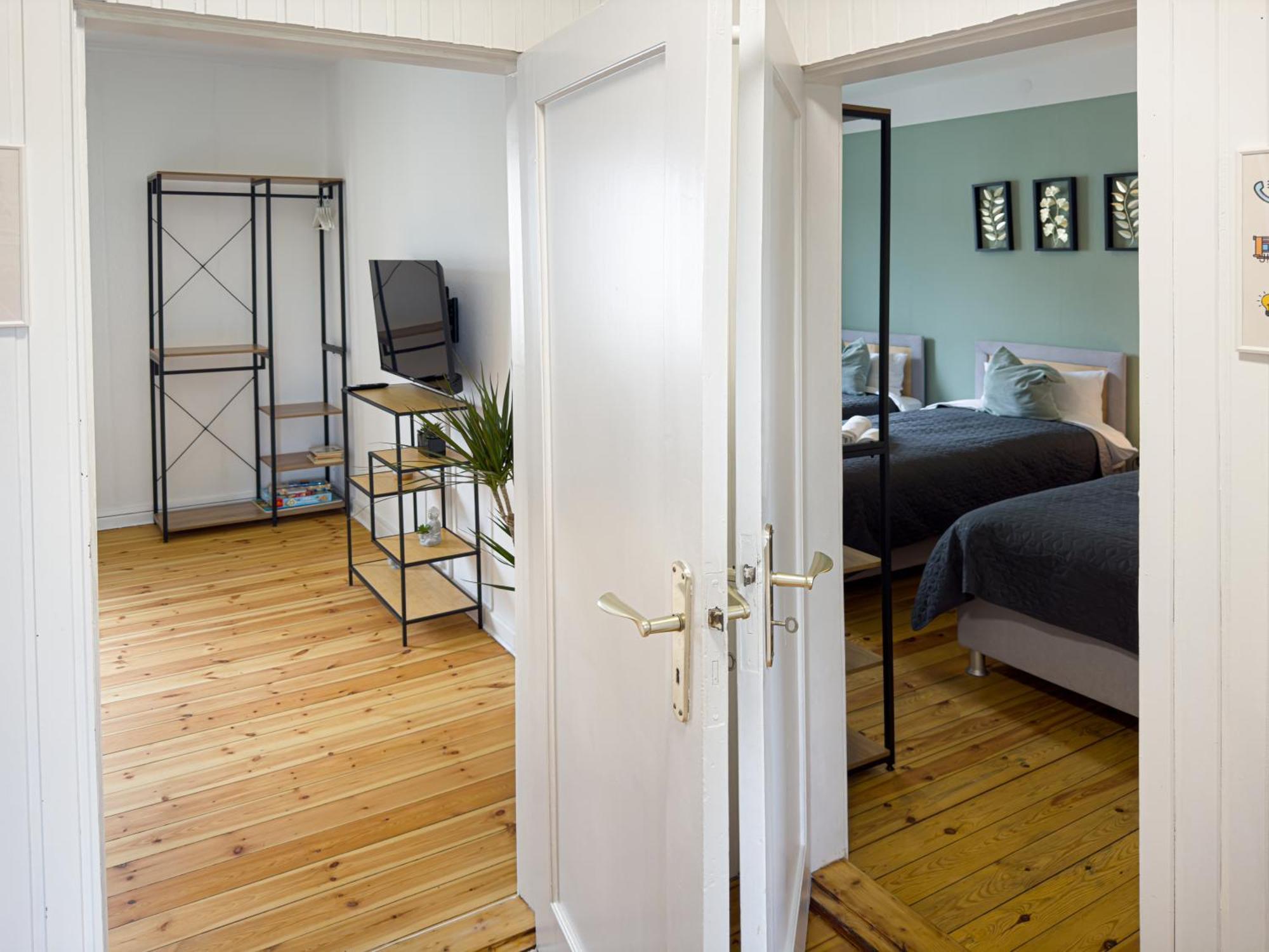 Immostay #8 - Haus Fuer 13 Personen Mit 7 Zimmer - Grosser Garten & Grill, Free Parking, Wlan Bremen Exterior foto