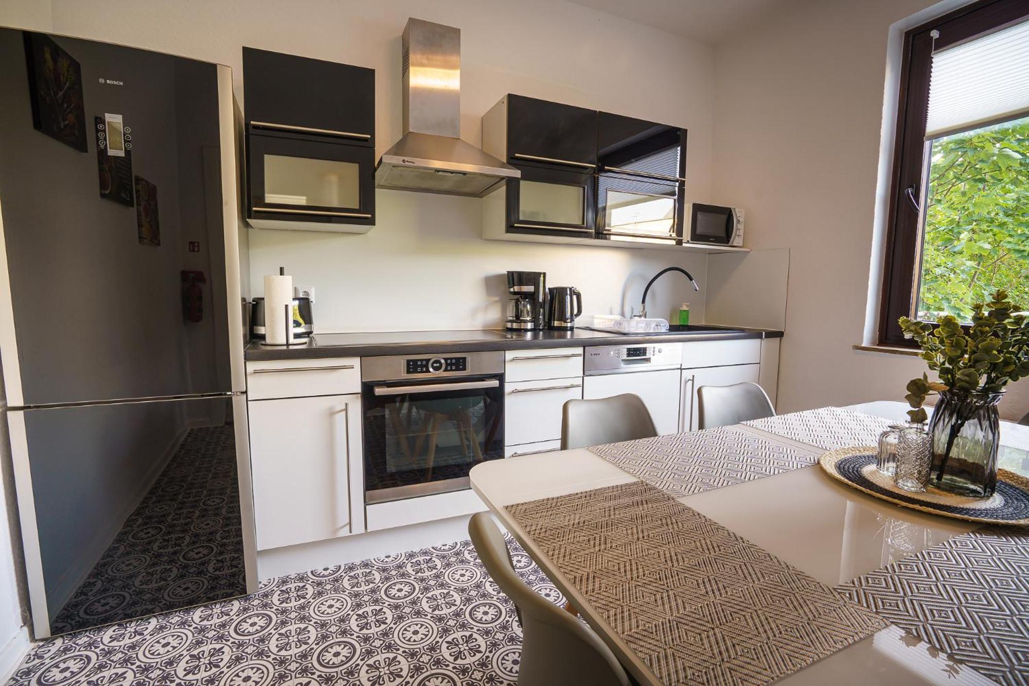 Immostay #8 - Haus Fuer 13 Personen Mit 7 Zimmer - Grosser Garten & Grill, Free Parking, Wlan Bremen Exterior foto