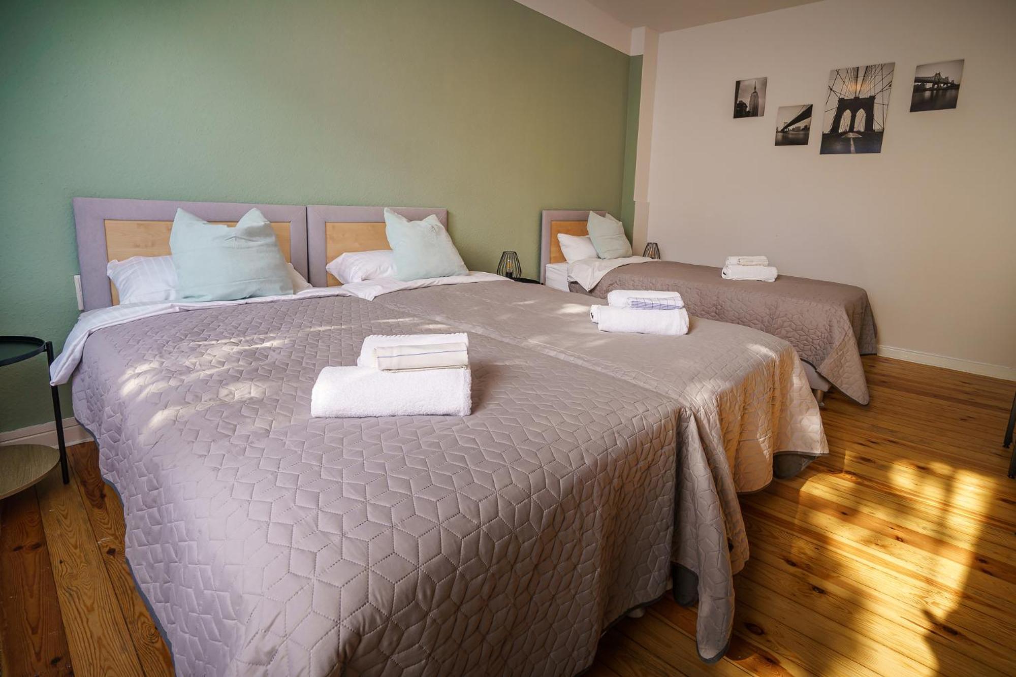 Immostay #8 - Haus Fuer 13 Personen Mit 7 Zimmer - Grosser Garten & Grill, Free Parking, Wlan Bremen Exterior foto