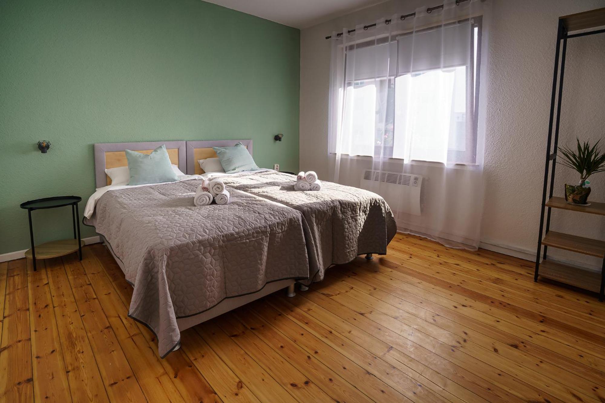 Immostay #8 - Haus Fuer 13 Personen Mit 7 Zimmer - Grosser Garten & Grill, Free Parking, Wlan Bremen Exterior foto